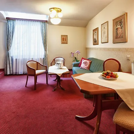 Hotel Theaterhotel &