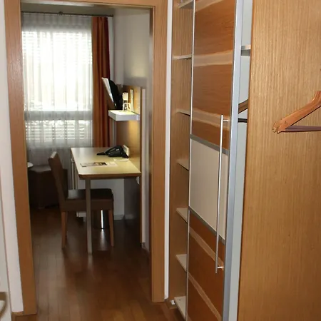 Arte Stadthalle 4* Βιέννη