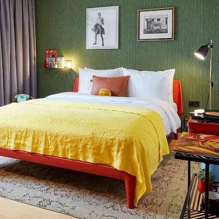 Max Brown 7th District, Part Of Sircle Collection Hotel