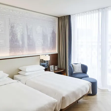 Andaz Am Belvedere, By Hyatt