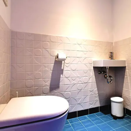 Julius 1 - Duplex 5 Mins To Center Apartment *