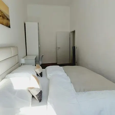 Apartment Checkinvienna 2 Bedrom Vienna