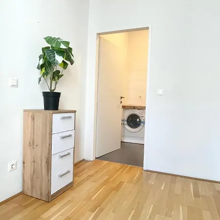 Cosy At Famous Kutschkermarkt Apartment