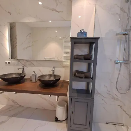 Apartment Design Sg4 *