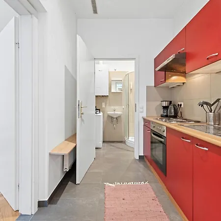 Cozy In 16th District Appartamento *