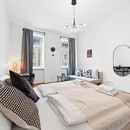 Cozy In 16th District Apartamento Viena