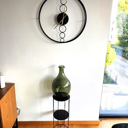 Luxurioeses Penthouse Mit Blick Auf Uno-city Und Dem Kaiserwasser. 3schlafzimmer, 2 Baeder, Privat Lift Ins * Wiedeń