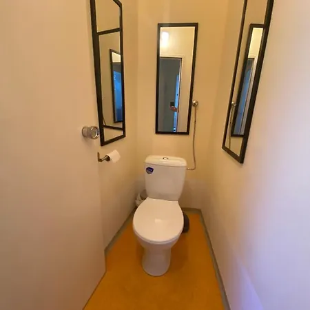 Vienna4 Apartment