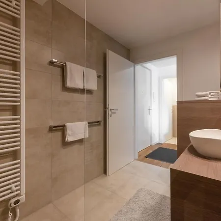 Stylisches In Zentraler Gruenruhelage Mit Garagenplatz * Wiedeń