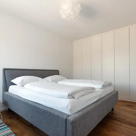 Stylisches In Zentraler Gruenruhelage Mit Garagenplatz *