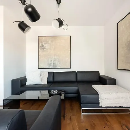 Stylisches In Zentraler Gruenruhelage Mit Garagenplatz Vienna