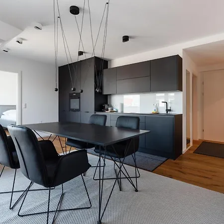 Stylisches In Zentraler Gruenruhelage Mit Garagenplatz Vienna