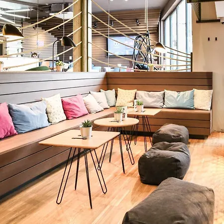 Arte Stadthalle Hotel 4*
