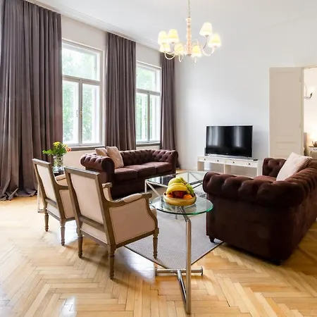Apartment Large Luxury Near Townhall & Votivkirche Vienna