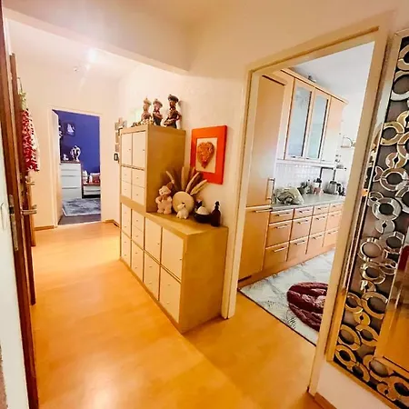 Homestay 10 Min From U1 - Private In Shared Vienna