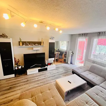 Homestay 10 Min From U1 - Private In Shared