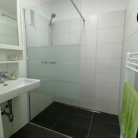 Wundervolle Familienwohnung Nahe Schonbrunn Apartment *