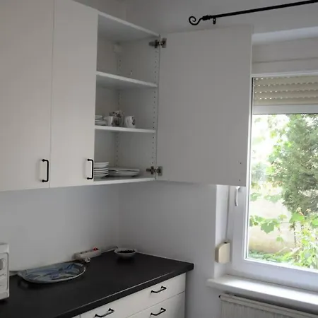 Apartment With Garden View In 1170 Vienna