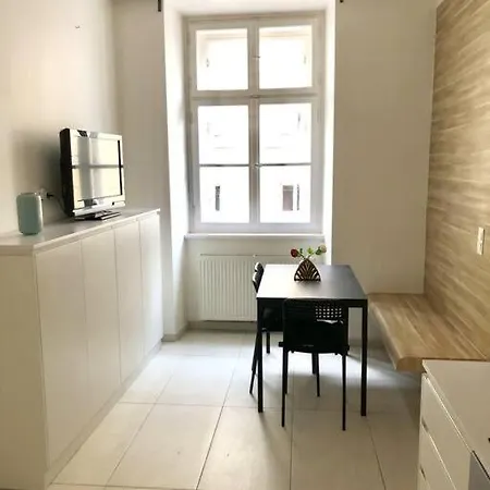Centre - Location, Big & New 110 M2 Apartment *