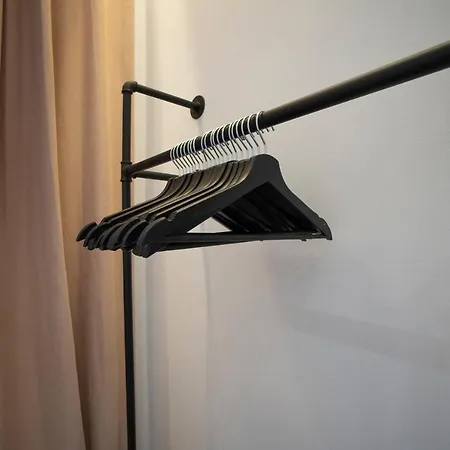 Appartamento 2-rooms Spacious In A Vibrant Cozy Area