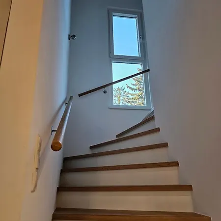 Semesterbostad Cosy & Elegant Cityhouse With Garden