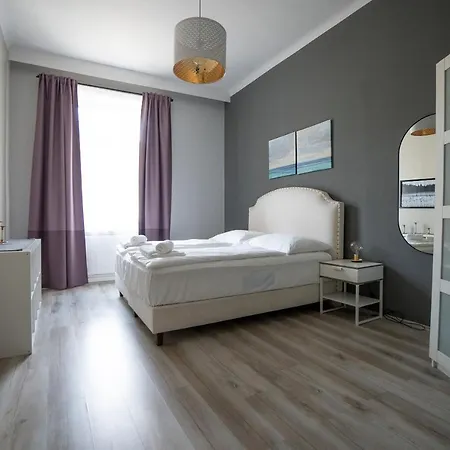 Brand New Charming Appartmet Near Augarten & Appartamento