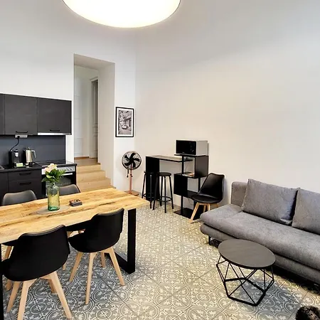 Schotten Apartment