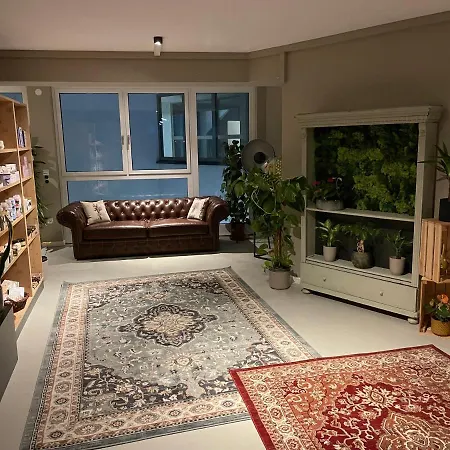Nest Hostel *