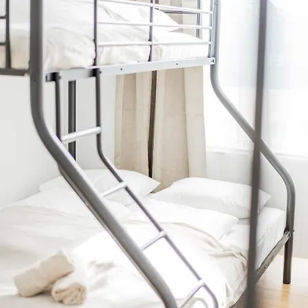 Hostel Modern *
