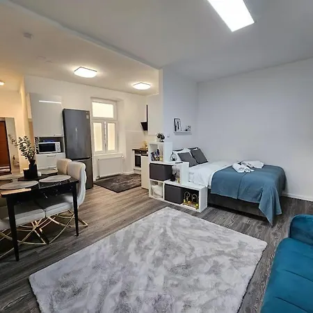 Affordable In Vienna's Hotpoint Apartment *