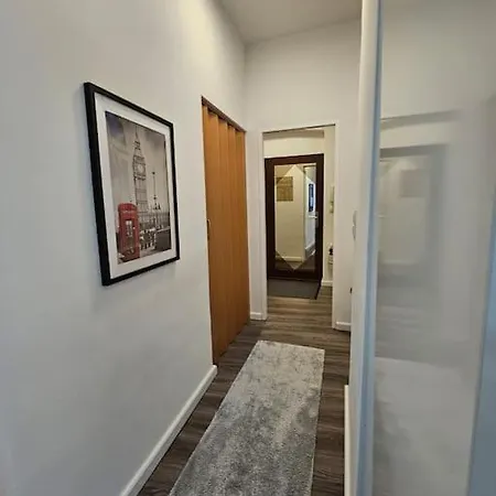 Affordable In Vienna's Hotpoint Apartment *