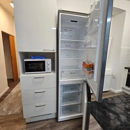 Affordable In Vienna's Hotpoint *