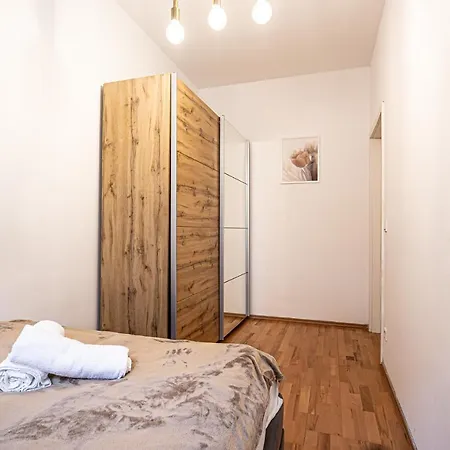 Like 2br Near Penzing * Wien