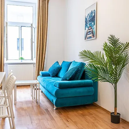 Apartment Like 2br Near Penzing