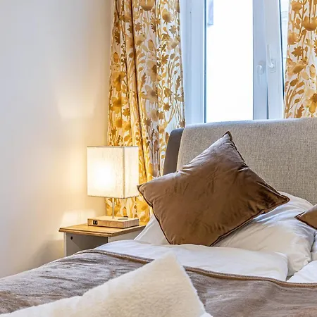 Like 2br Near Penzing Wien