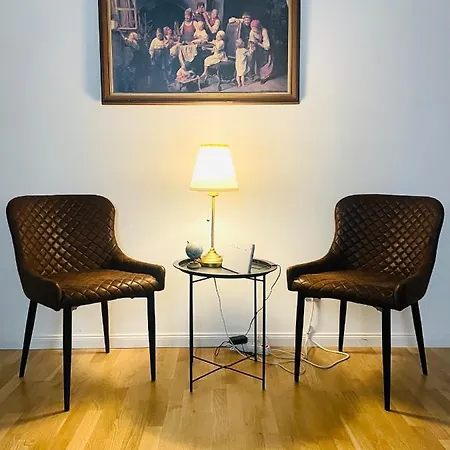 Direct Center-privat Rooms-5 Minutes Mariahilferstrasse Homestay *