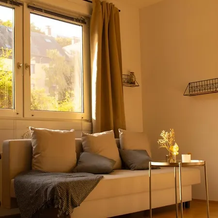 Modern - Calm - Cozy - Self Checkin - Stylish New Near Center - Close To U4 Apartment *