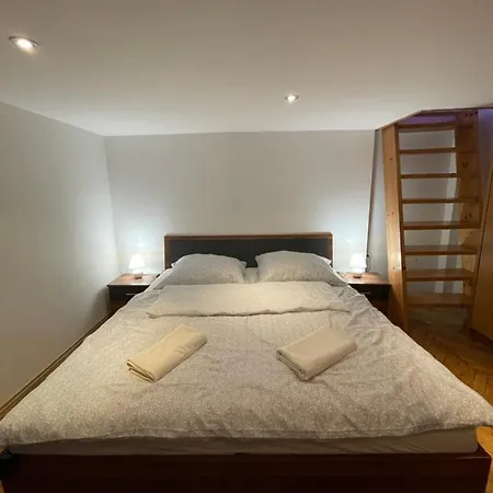 1080 * Vídeň