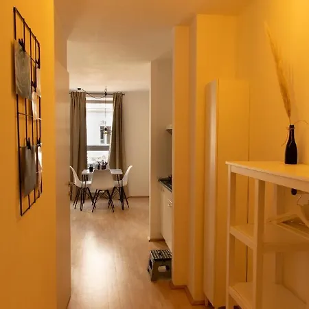 Modern - Neu - Gemutlich - Self Checkin - Zentral - Strassenbahn 38 Zum Ring Apartman Bécs