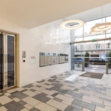 In Luxury Apartment, Near Hauptbahnhof Vienna