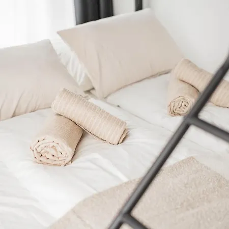 Hostel Chic By Home2 *
