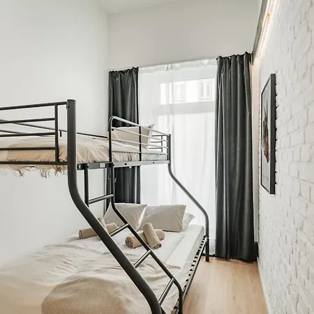 Hostel Chic By Home2