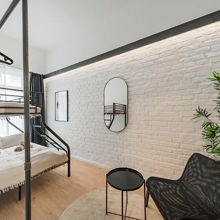 Chic By Home2 * Vienna