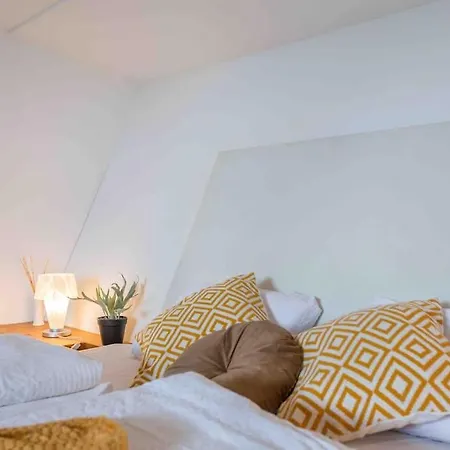 Whirlpool , Dachterrasse , Wienblick , Zwei Etagen Apartment *