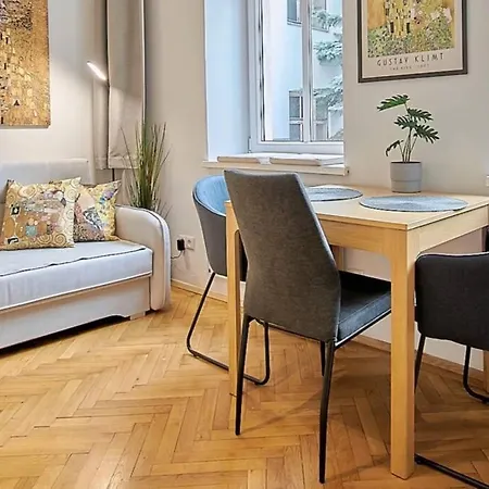 Posh - Stylish & Urban Apartment *