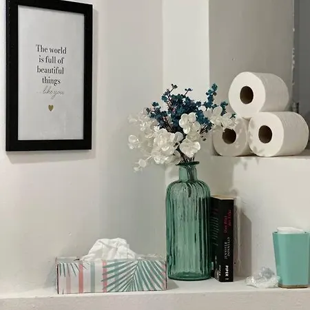 C'est La Vie A Paris Apartment Wien