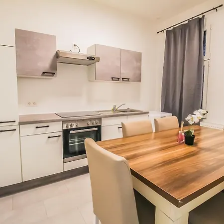 Comfort 5p Mz Apartment *