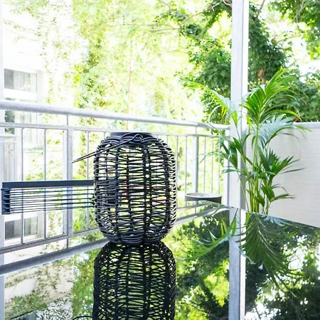 Apartment Brand-new With A Patio *