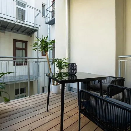 Brand-new With A Patio Apartment Vienna