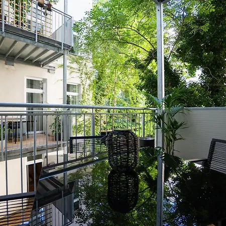 Apartment Brand-new With A Patio Vienna